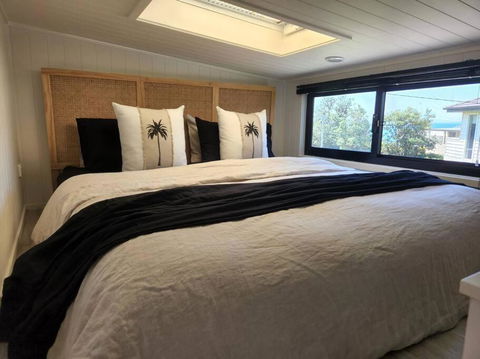 SALTY SOUL KIAMA - Tiny House By The Ocean - Hobart Tourism 1