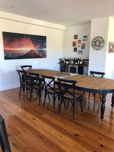 Sanary A Modern Beach Home In Martha Cove - Tourism TAS 3