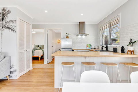 Sanbis Cabin - Hidden Boutique Retreat, Sea Views - Tourism TAS 3