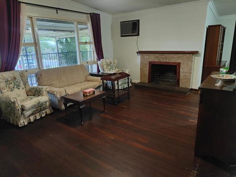 S&S Guest House - Tourism TAS 2