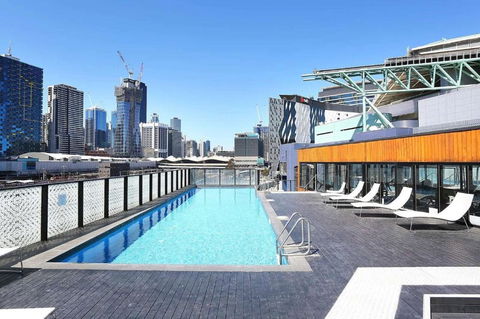 Rooftop Pool Stunning Apt At Marvel Stadium With Free Parking - Tourism TAS 2