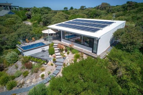 SALT Luxury Couples Villa - Hobart Tourism 0