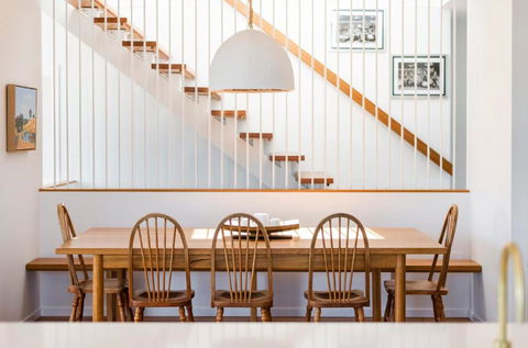 Sandhurst - Oceanstays - Hobart Tourism 1