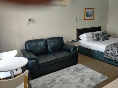 Sandstock Motor Inn Armidale - Tourism TAS 1
