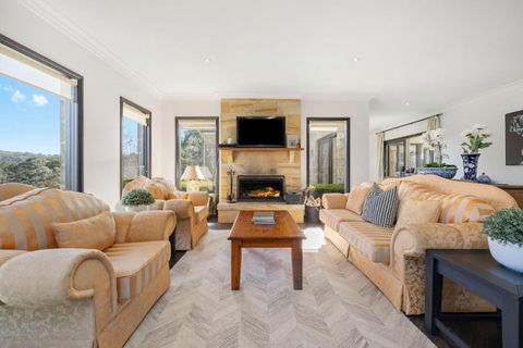 Sandstone Estate - Hobart Tourism 2
