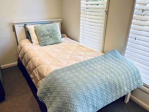 Sandstone Point And Bribie Beaches - Hobart Tourism 3