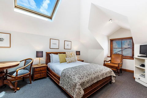Sandstone Suites - In The Heart Of Port Fairy - Tourism TAS 2