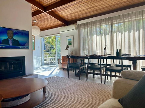 Sandy Bay Haven - Tourism TAS 2