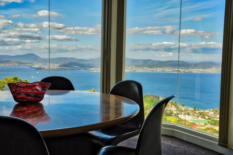 Sandy Bay Townhouse - Hobart Tourism 0