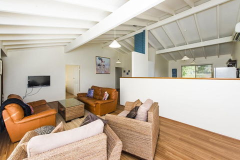 Sheoak On Wedge - Well Appointed Property Close To Beach - Hobart Tourism 3