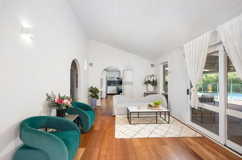 Shine Carrum Down - Family Oasis With Heated Pool - Hobart Tourism 0