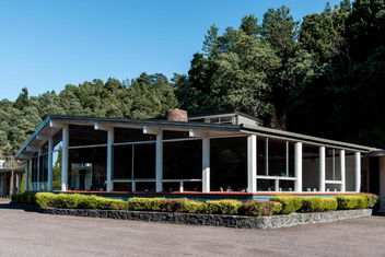 Silver Hills Motel with Hobart Tourism