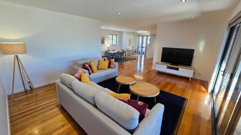 Snappy Springvale 3 Bed House - Tourism TAS 2