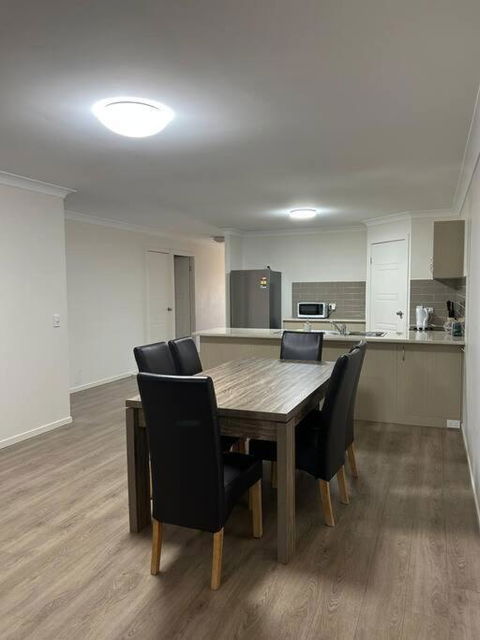Stay At Bambas - Hobart Tourism 0