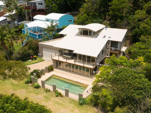 Stanwell Beach Glass House - Tourism TAS 1