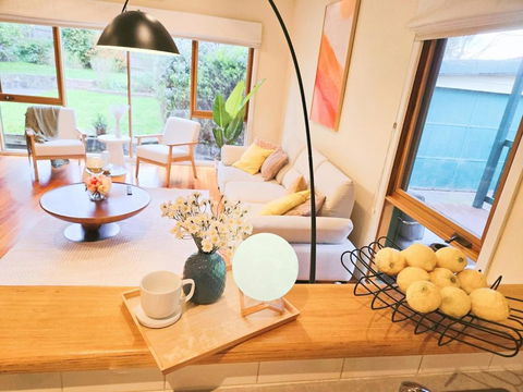 Stunning Family Home The Heart Of Box Hill North - Hobart Tourism 2