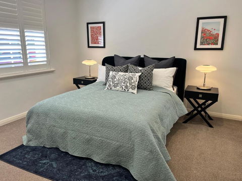 Stunning Flat Burnside Location - Hobart Tourism 2