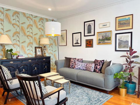 Stunning Flat Burnside Location - Hobart Tourism 1