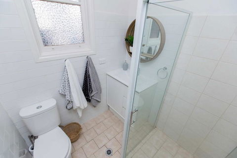 The Baylis Boutique Apartments - Stay On Baylis, Shopping Precinct, FREE Parking - Tourism TAS 2