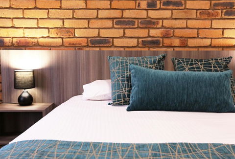The Club Motor Inn Chinchilla - Hobart Tourism 1