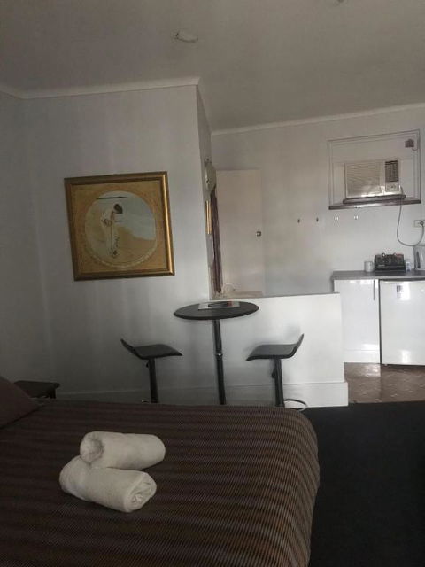 The Flinders Hotel Motel Port Augusta - Hobart Tourism 3