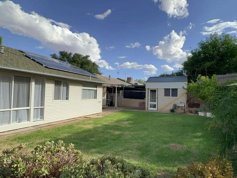 The Hidden Gem Exquisite 3BR Retreat In Berri - Tourism TAS 0