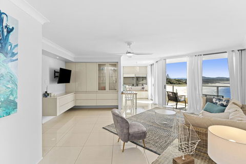 Beachpoint Unit 503, 28 North Street, Forster - Hobart Tourism 3