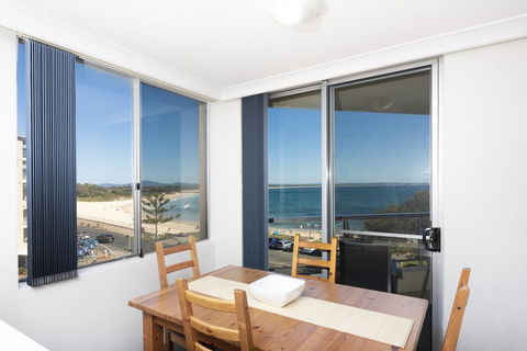 Beachpoint, Unit 303, 28 North Street - Hobart Tourism 3