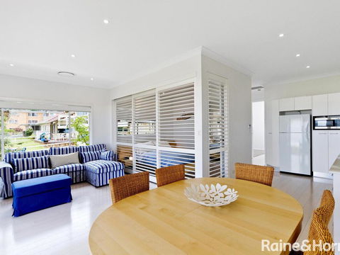 Beachside Bungalow #4 - 4/139 Avoca Drive, Avoca Beach - Hobart Tourism 1