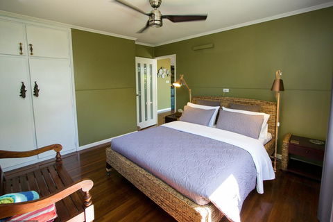 Beachside Cottages - Hobart Tourism 3