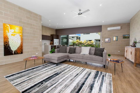 BEACHSIDE HAVEN - Hobart Tourism 1