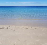 Beachside Husky - Waterfront - Tourism TAS
