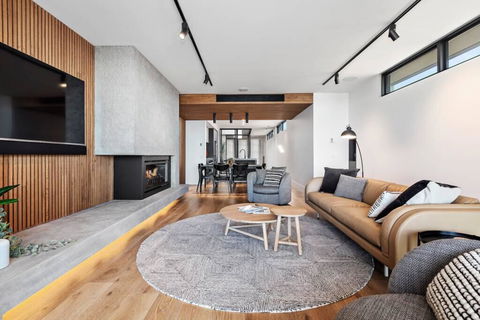 Beachside Lane - On The Beach, Water Views - Hobart Tourism 2