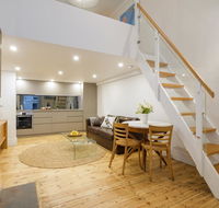 Beachside luxury loft apartment - Hobart Tourism