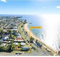 Beachside Queenslander - Tourism TAS