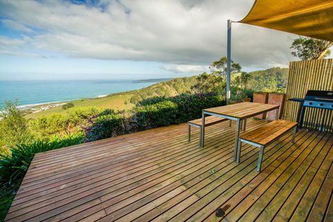 Beacon Point Ocean View Villas - Hobart Tourism 1