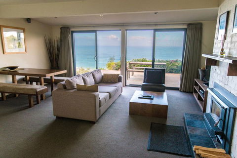Beacon Point Ocean View Villas - Hobart Tourism 0
