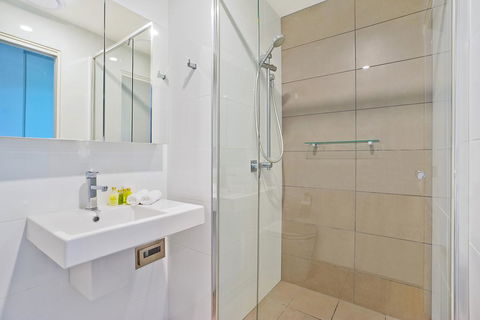 Beau Monde Apartments Newcastle - Horizon Newcastle Beach - Tourism TAS 1