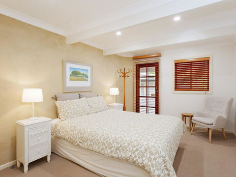 Beauty And The Beach', 88 Foreshore Drive - Large Home With WIFI & Water Views - Tourism TAS 3