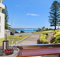 Beauty at the Beach - modern beachfront apartment - Hobart Tourism