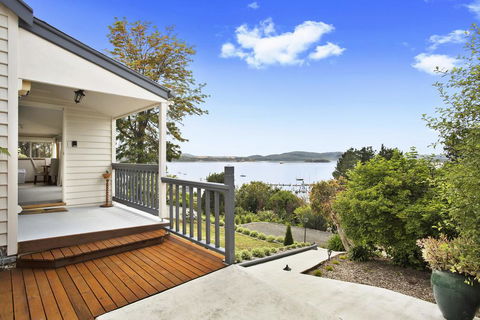 Beauty Point - Hosted By: L'Abode Accommodation - Hobart Tourism 2