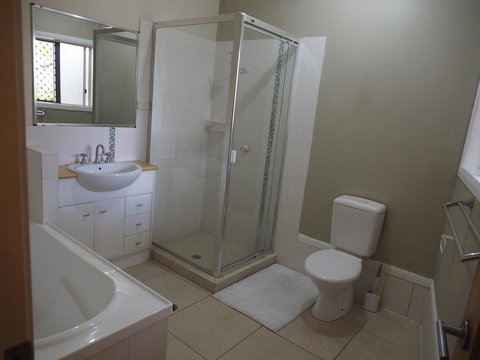 Bed And Breakfast With Airport Transfers And Rental Car - Tourism TAS 2