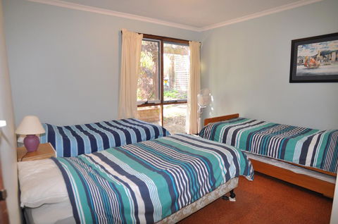BEECHWOOD - SURF SIDE - Tourism TAS 3
