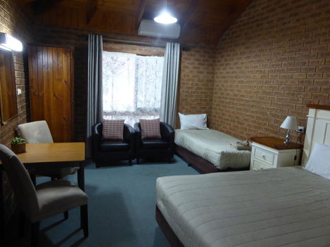 Beechworth Carriage Motor Inn - Tourism TAS 1