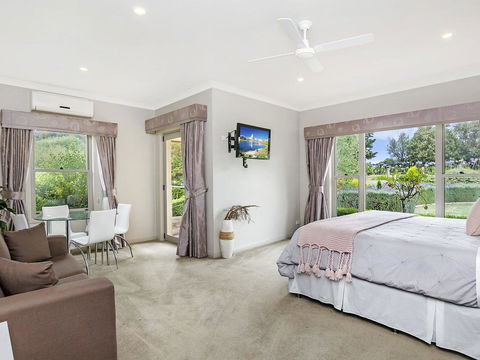 BEL MIREN - ESSINGTON - Hobart Tourism 1