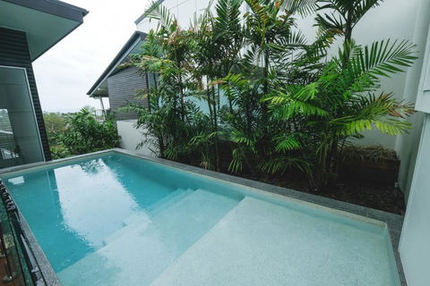Bellevue Holiday Home - Airlie Beach - Hobart Tourism 0