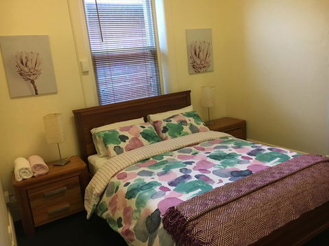 BELMONT 11 Bedroom Home In The Heart Of Victor Harbor - Hobart Tourism 3
