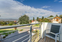 Beloka Close - Modern spacious and pet friendly accommodation