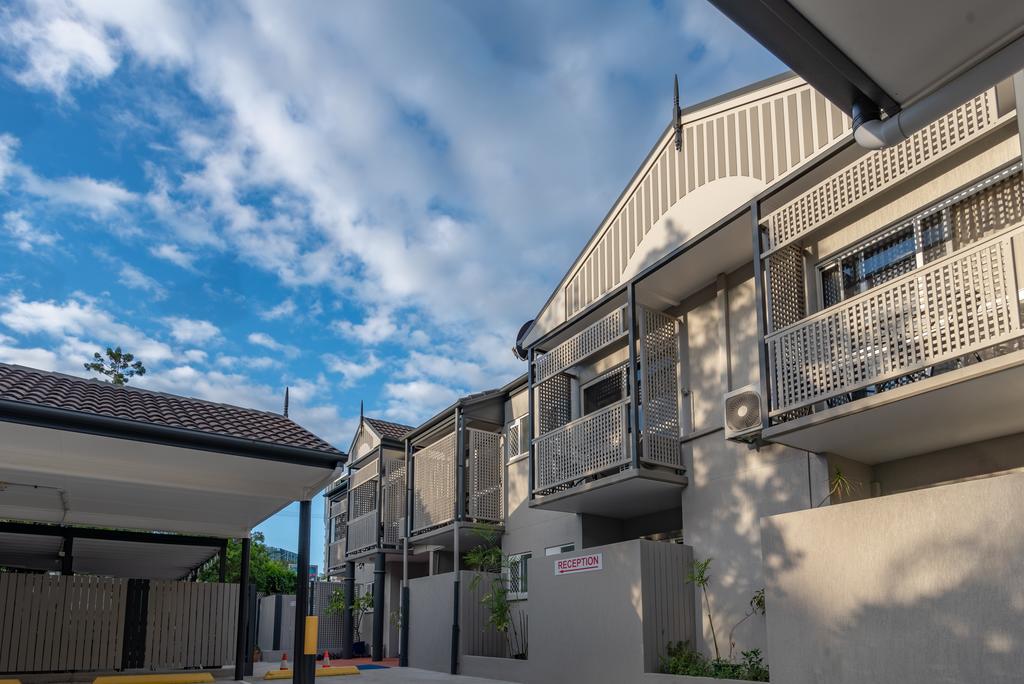 Toowong QLD Tourism TAS