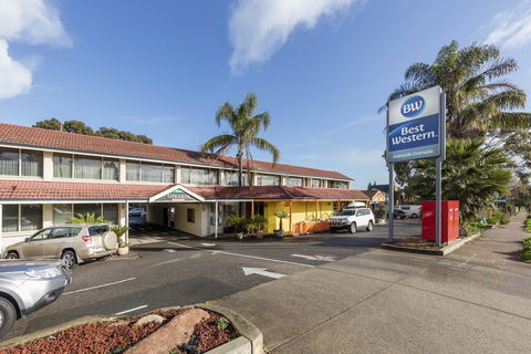 Best Western Adelaide Granada Motor Inn - Hobart Tourism 0